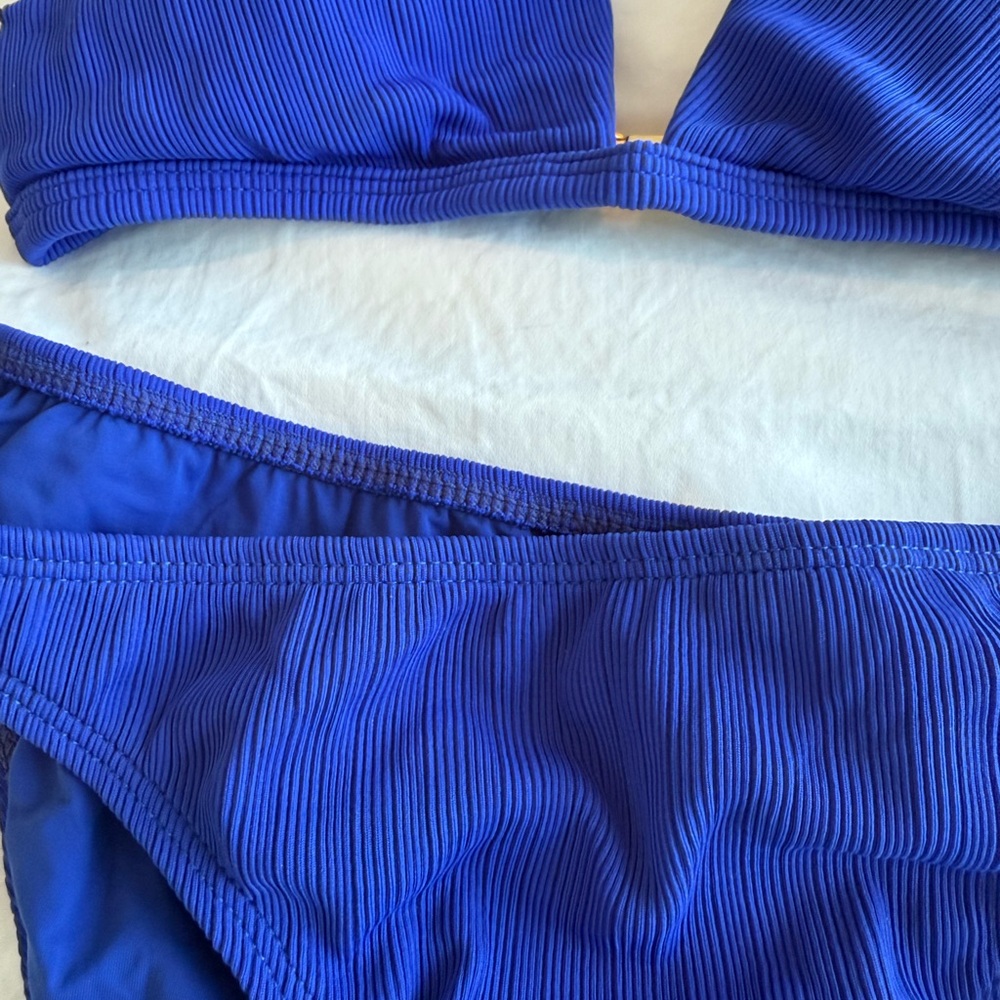 Vix by Paula Hermanny Ruffled Bikini in Klein Blue size M - Picture 5 of 8